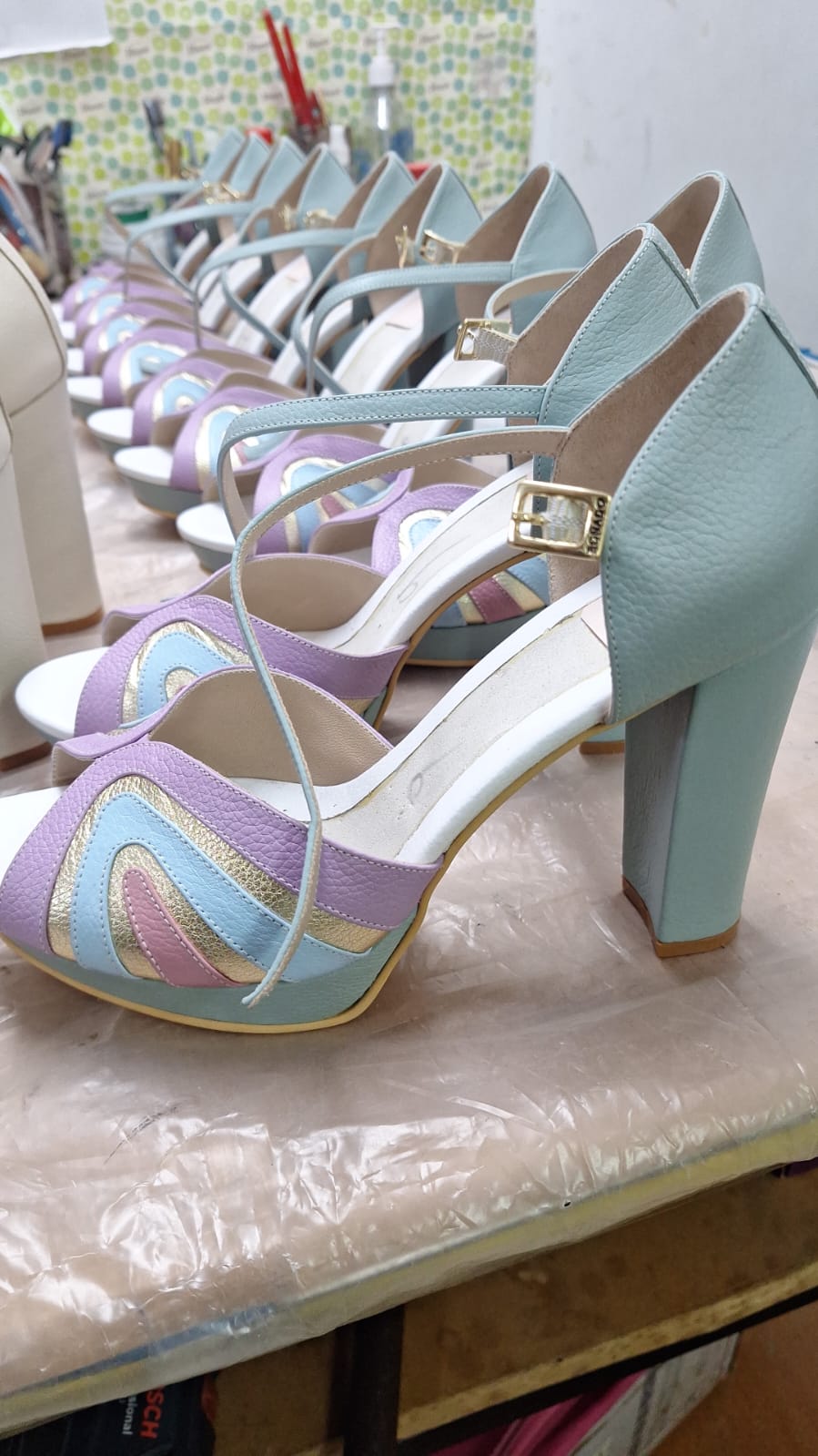 Zapato Casual-Modelo Mariposa Colores- Taco 10cm